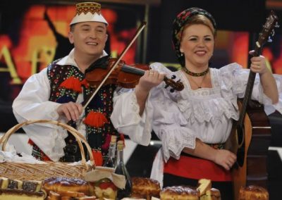 Cornelia si Lupu Rednic 4